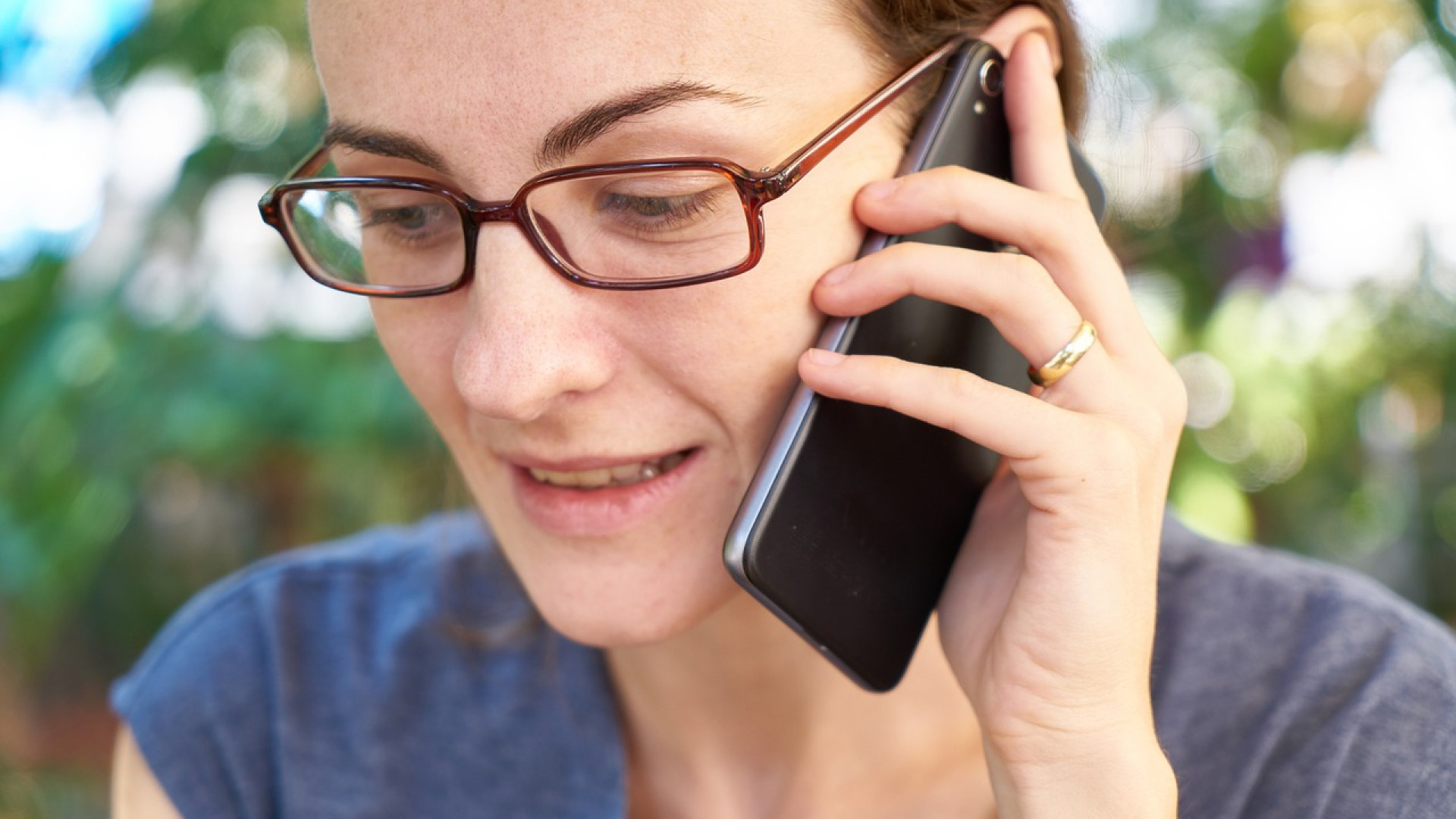 Dans quels cas contacter le service client de sa marque de vêtement ?