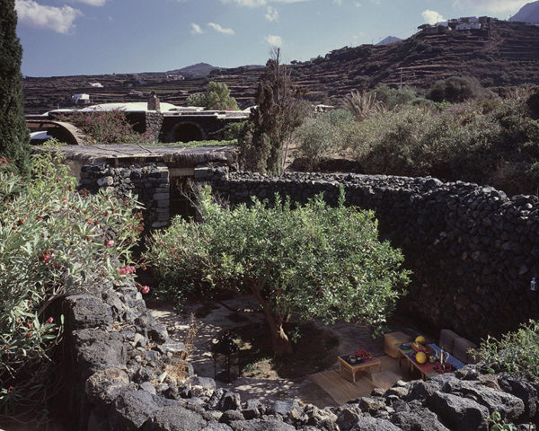 Giorgio-armani-Pantelleria-2