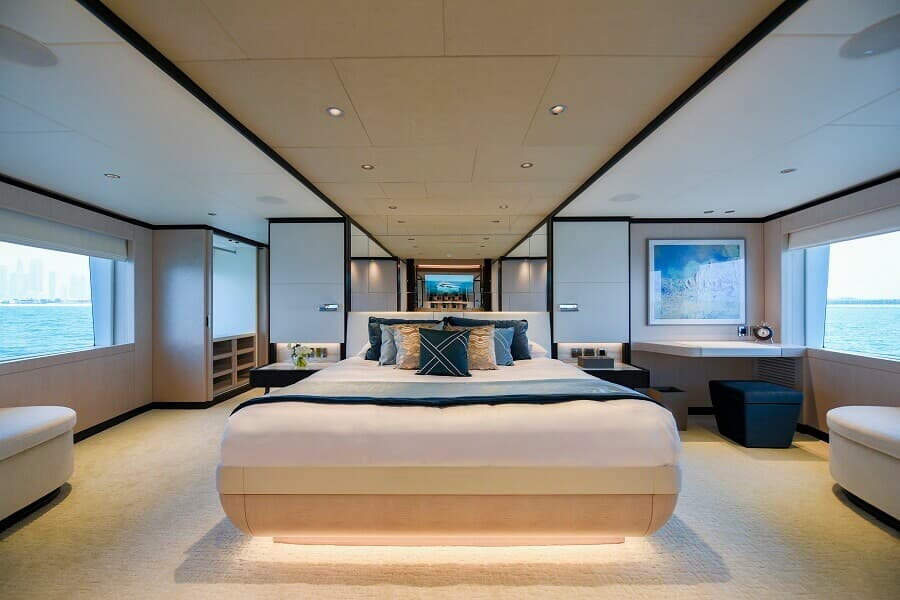 Cabine propriétaire du Gulf Craft Majesty 120