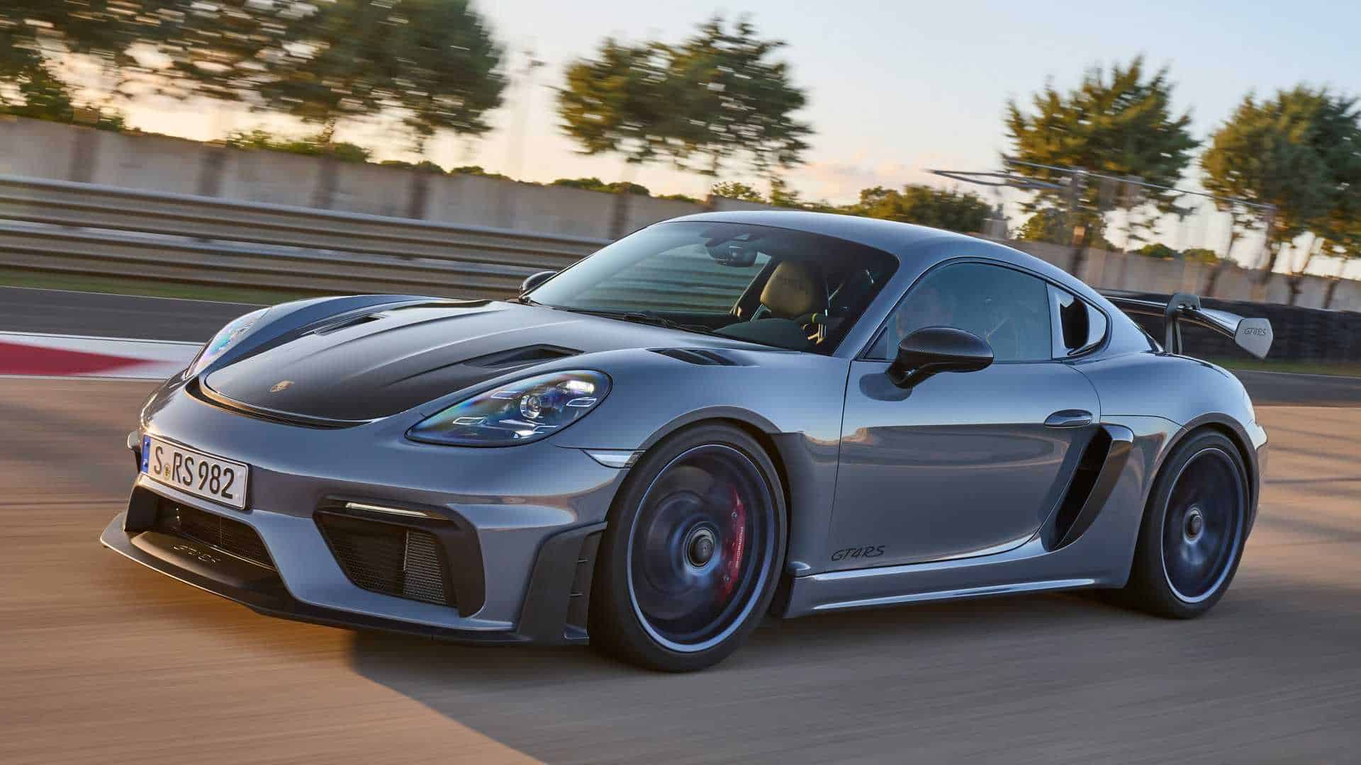 Porsche 718 Cayman GT4