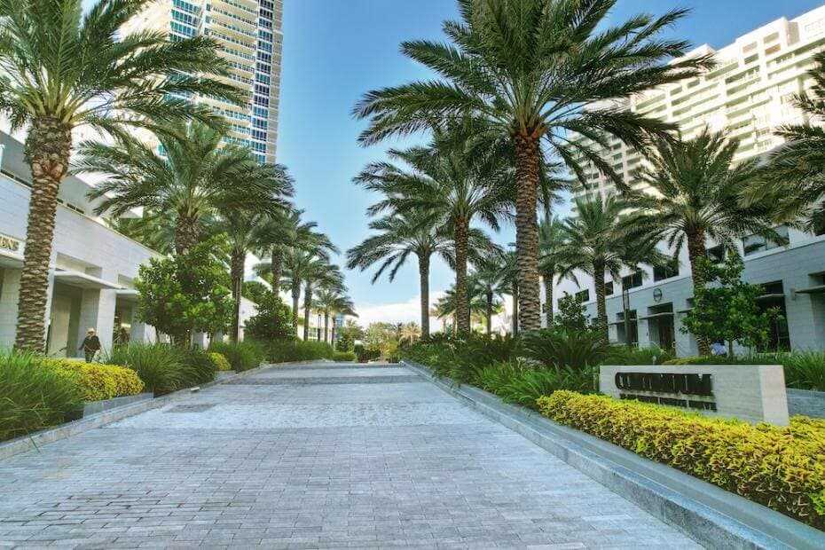 Route d'accès au Continuum