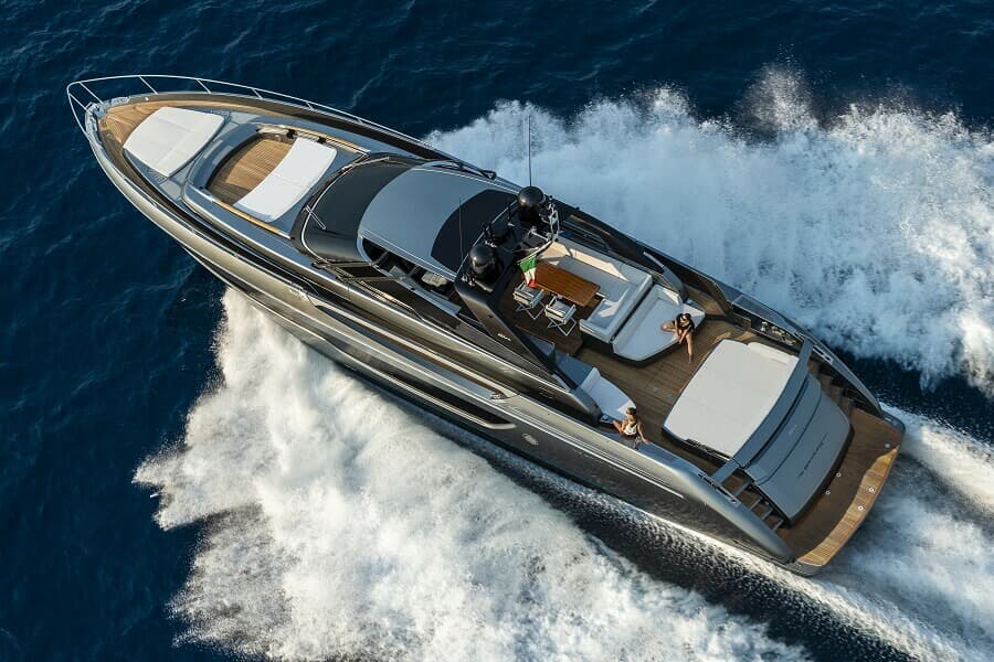 76' Bahams Super Aft cockpit