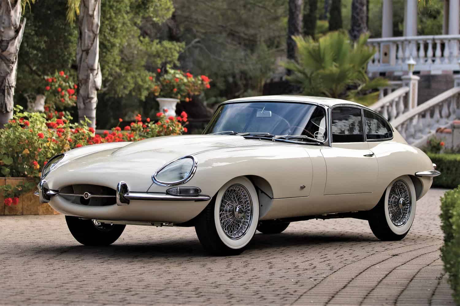 Jaguar E-Type Coupé à tête fixe