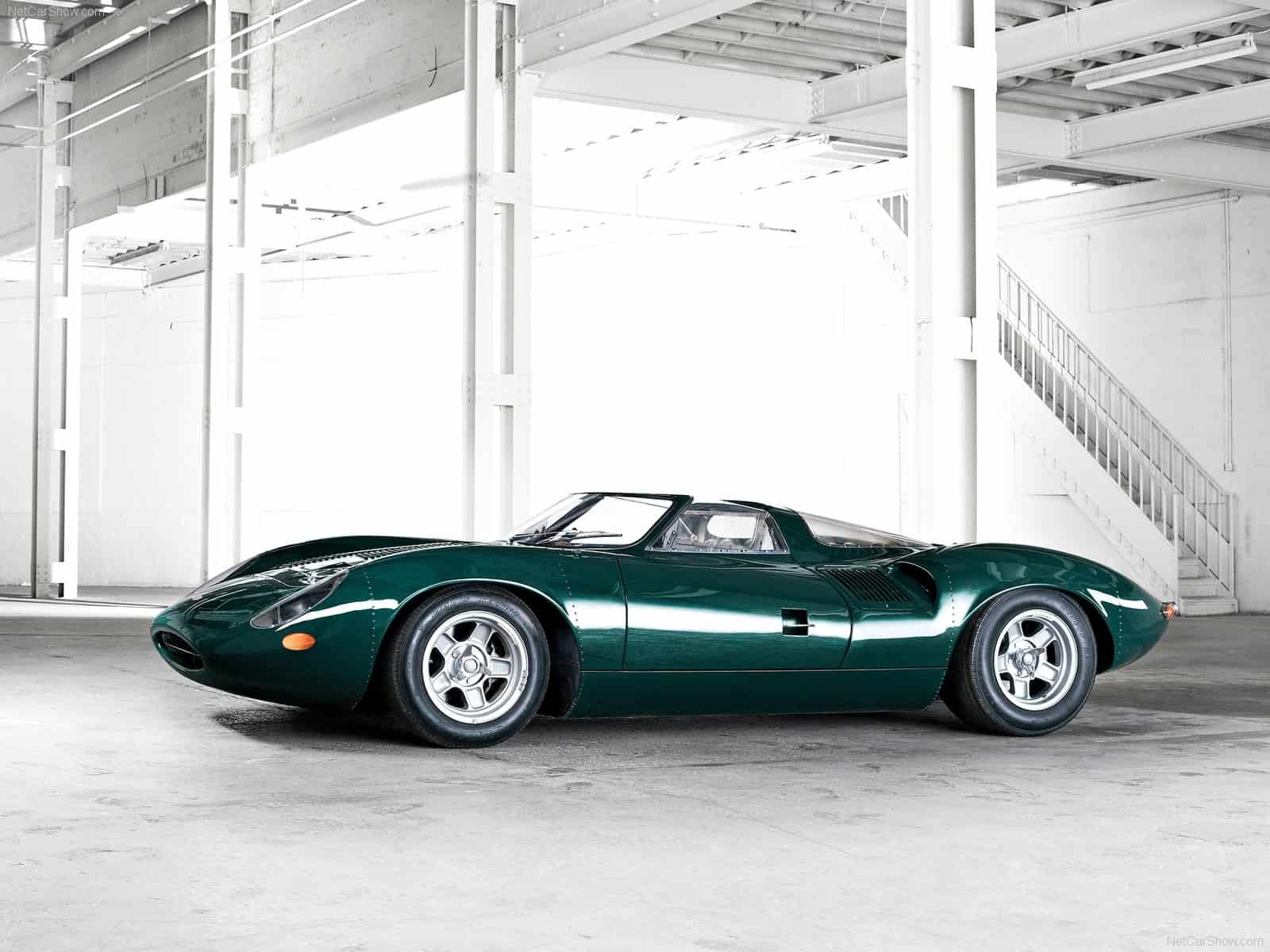 Prototype de course sportive Jaguar XJ13 V12
