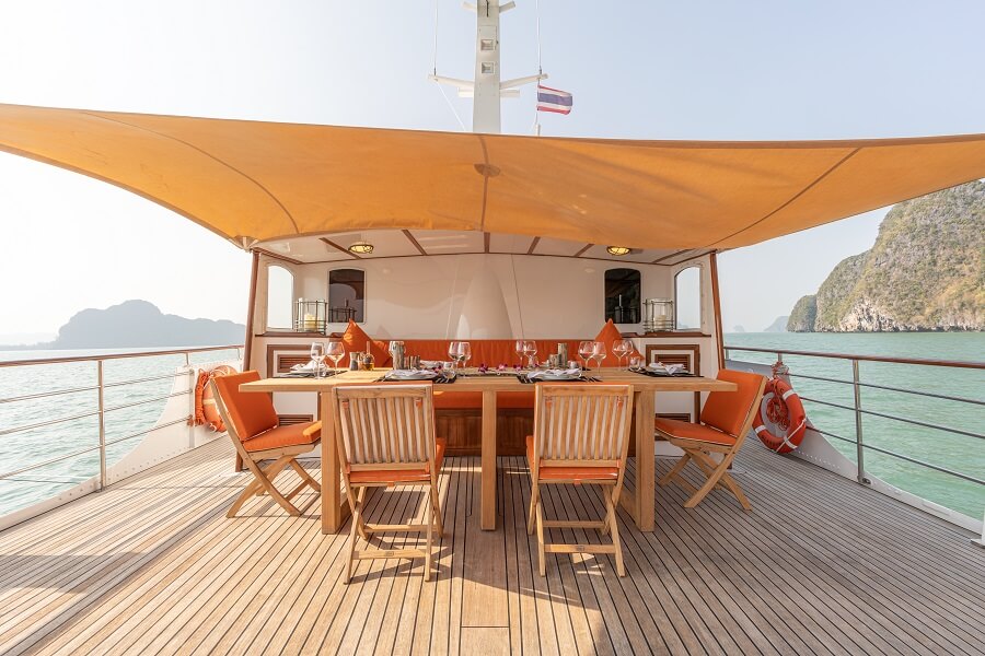 Asia Global Yachting, Phuket, Thaïlande, Classic Line, charter, Maha Bhetra, Camara C, Ed Tuttle, Mami Wata, Patrick Balta, Aventure, Europe, Australie, Asie, Nicolas Monges, Ecosse, Yarrow & Co, Asie du Sud-Est, Myanmar, Archipel Mergui, Sulawesi, Ratanachai Shipyard, Phuket, Yacht Haven, Aman, Park Hyatt, Nouvelle-Galles du Sud, Halvorsen, chantier naval, Sydney, Lars Halvorsen, Harold Halvorsen, Peter Halvorsen, Carl Halvorsen