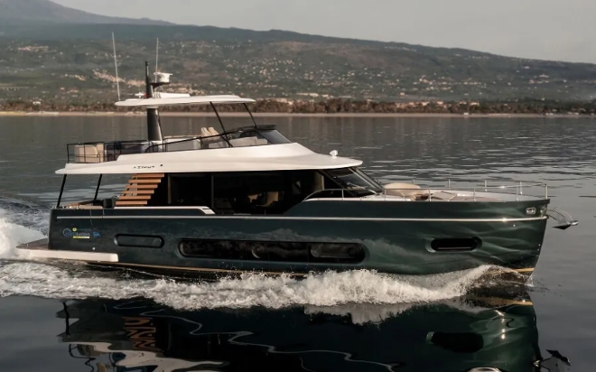 Le Magellano 60 d'Azimut peut utiliser le biocarburant HVOlution